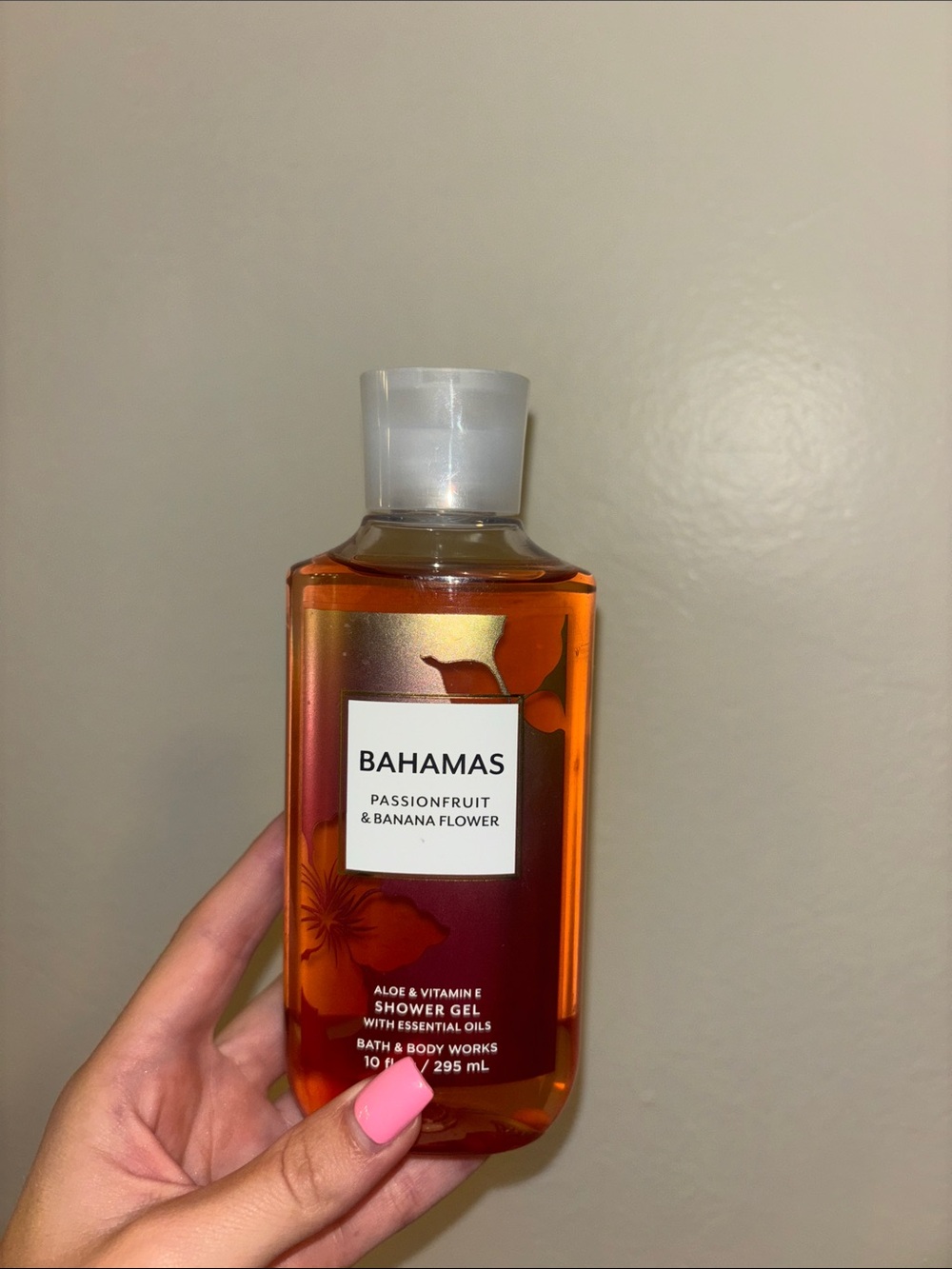 Bath & Body Works Bahamas Passionfruit & Banana Flower Shower Gel🌺